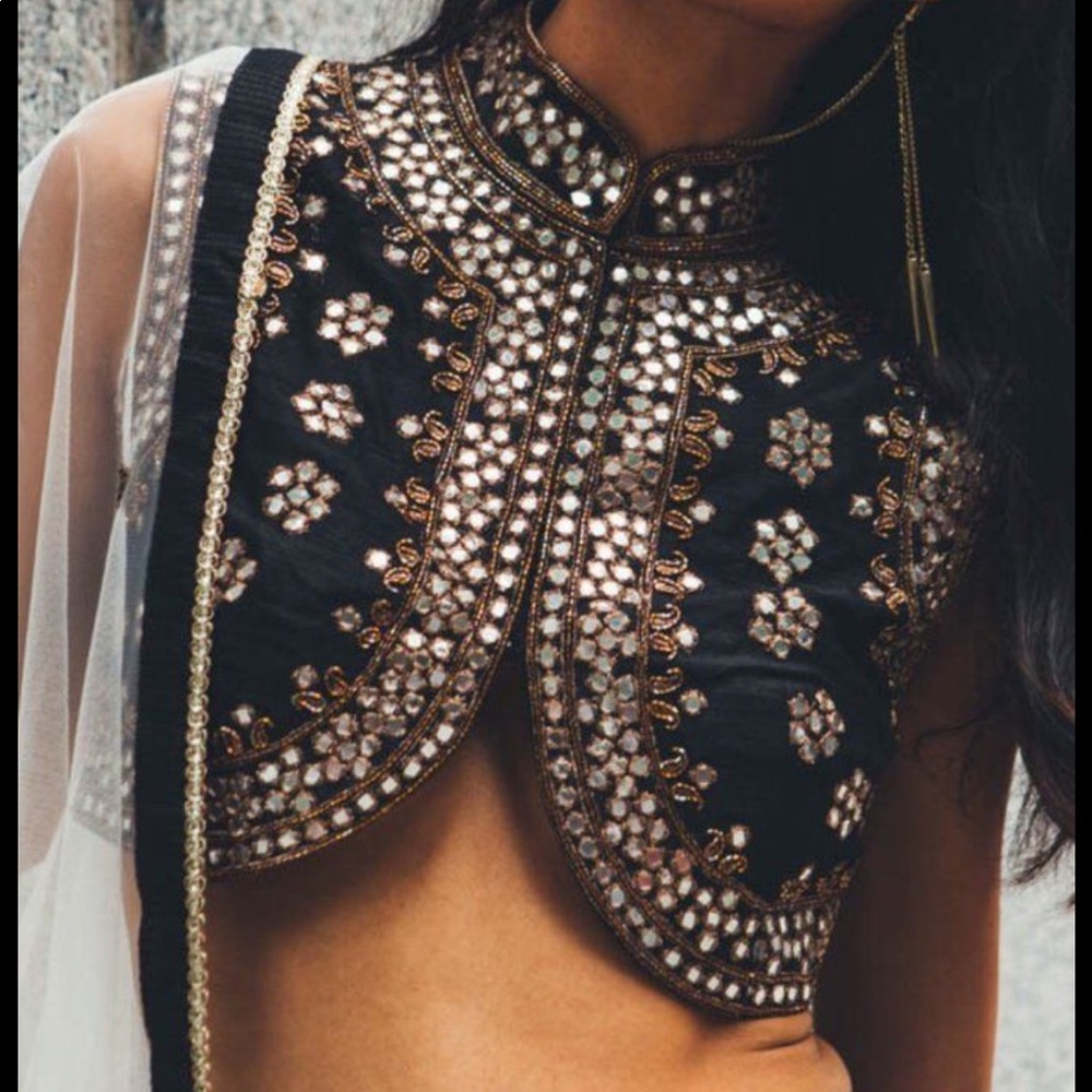 In search of this blouse - NOT SELLING !!!